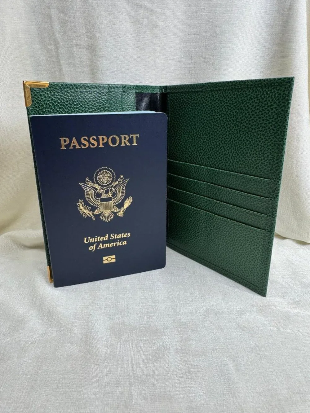 Authentic Rolex Passport & Card Holder 68.08.55